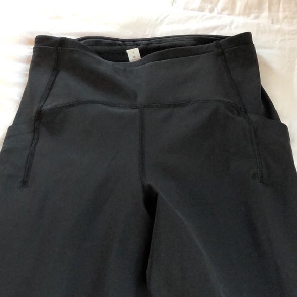NWOT Lululemon Swift Speed HR CROP 21” w/Face Mask - Picture 10 of 13